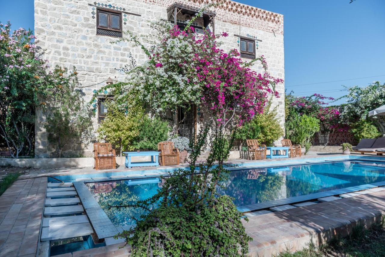Zad Elmosafer Villa - Tunis Village Экстерьер фото