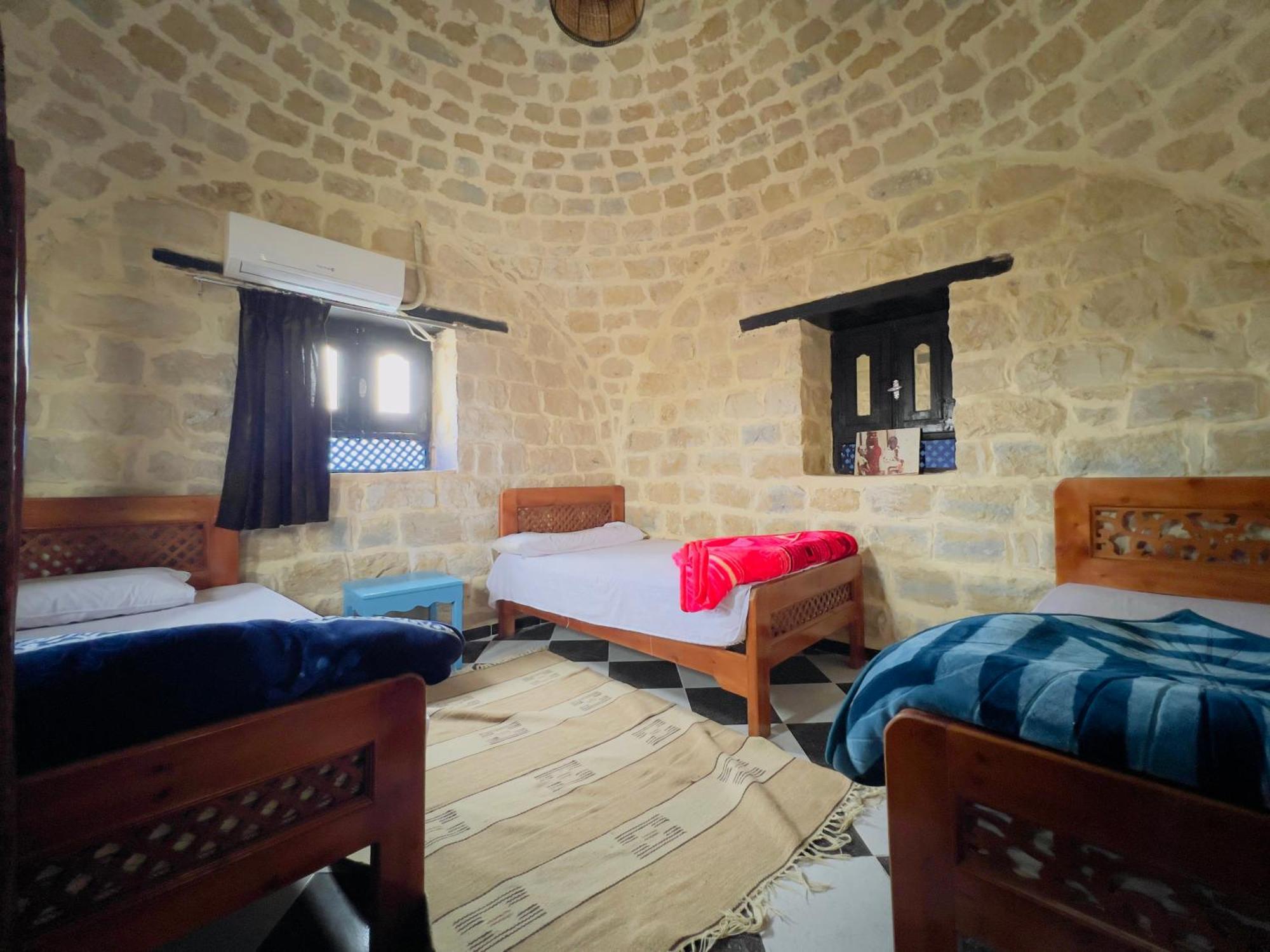 Zad Elmosafer Villa - Tunis Village Экстерьер фото