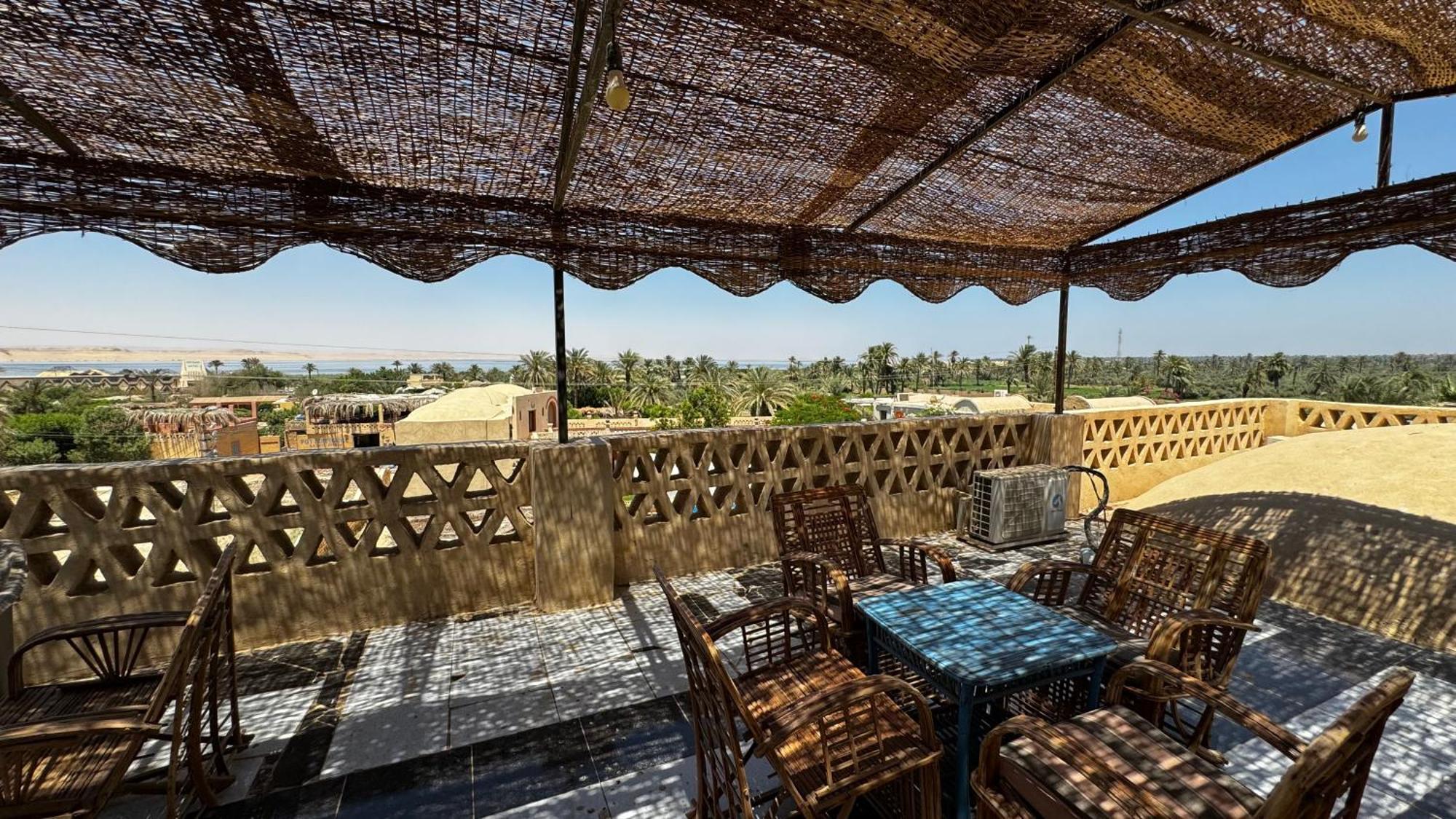 Zad Elmosafer Villa - Tunis Village Экстерьер фото