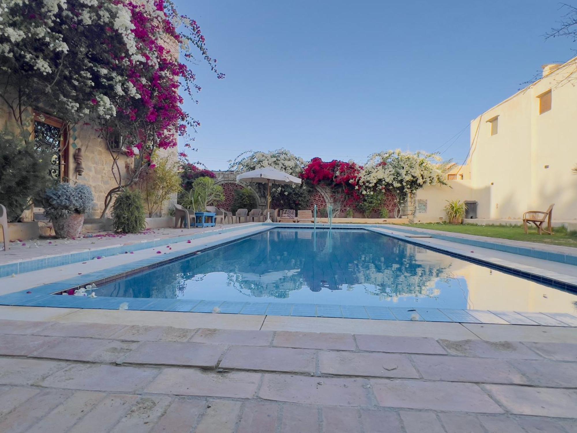 Zad Elmosafer Villa - Tunis Village Экстерьер фото