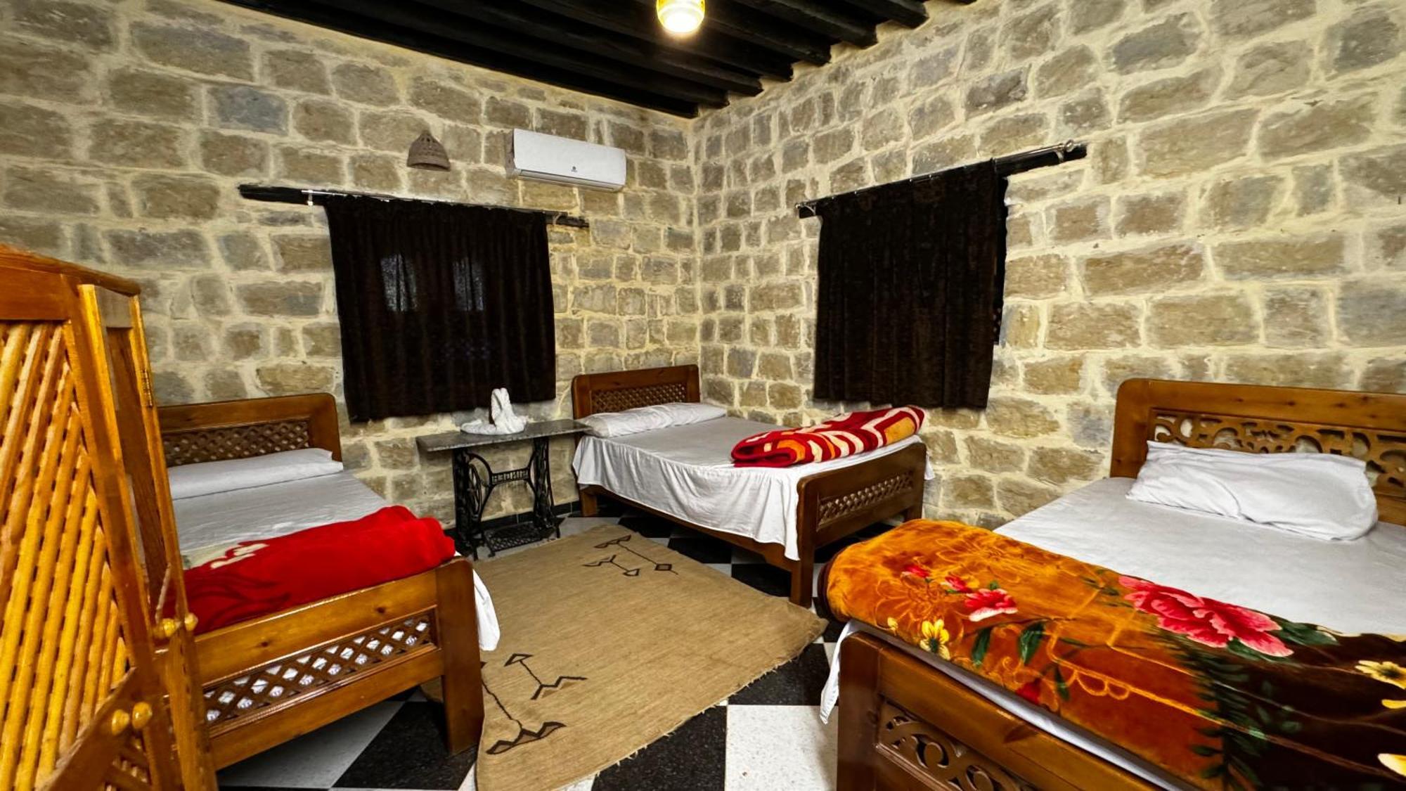 Zad Elmosafer Villa - Tunis Village Экстерьер фото