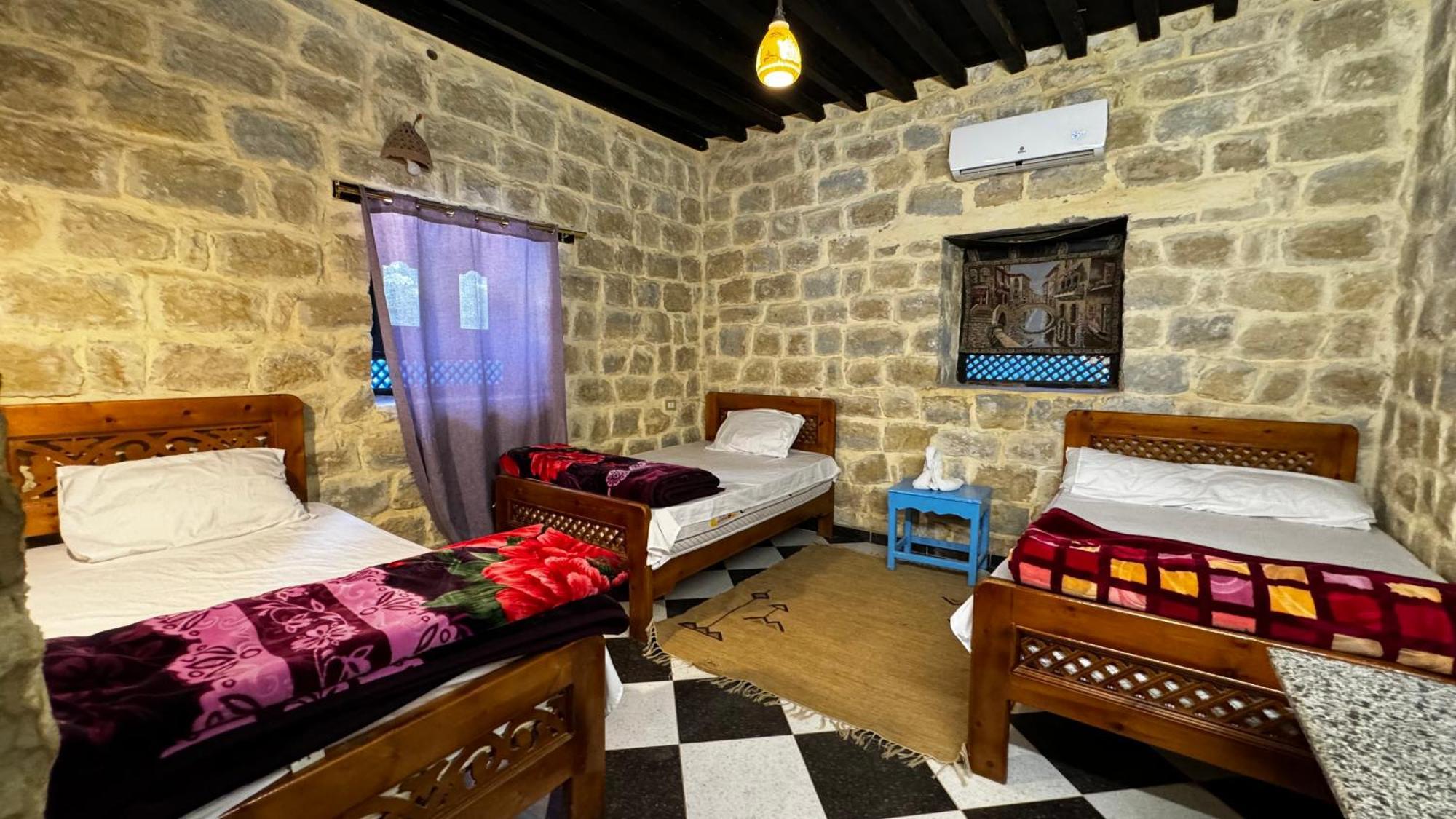 Zad Elmosafer Villa - Tunis Village Экстерьер фото