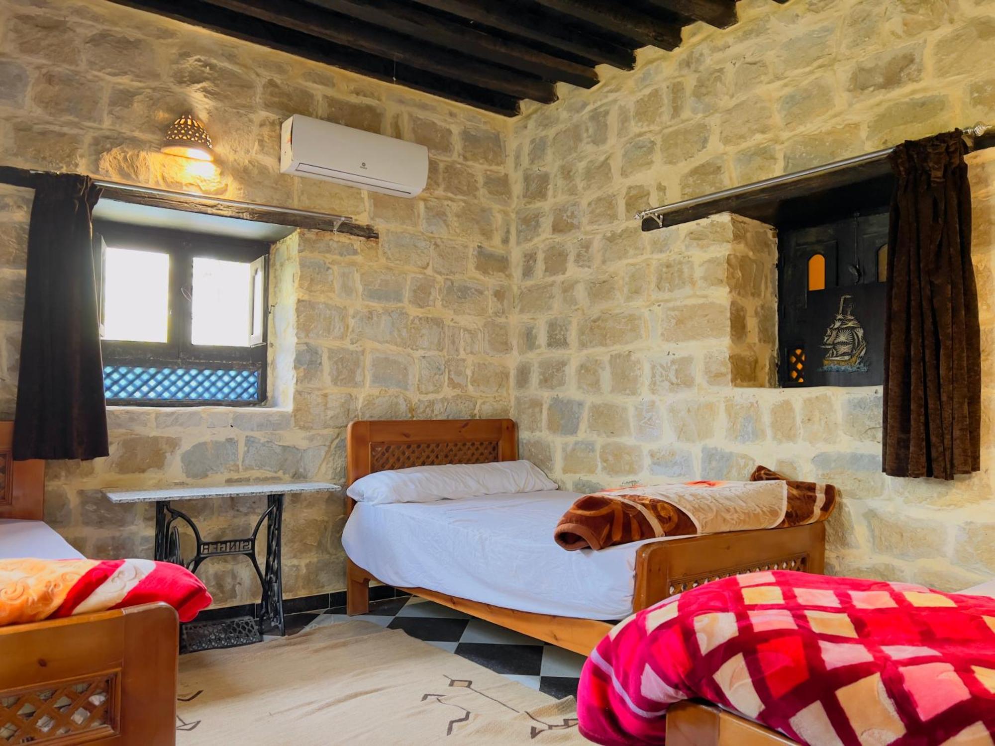 Zad Elmosafer Villa - Tunis Village Экстерьер фото