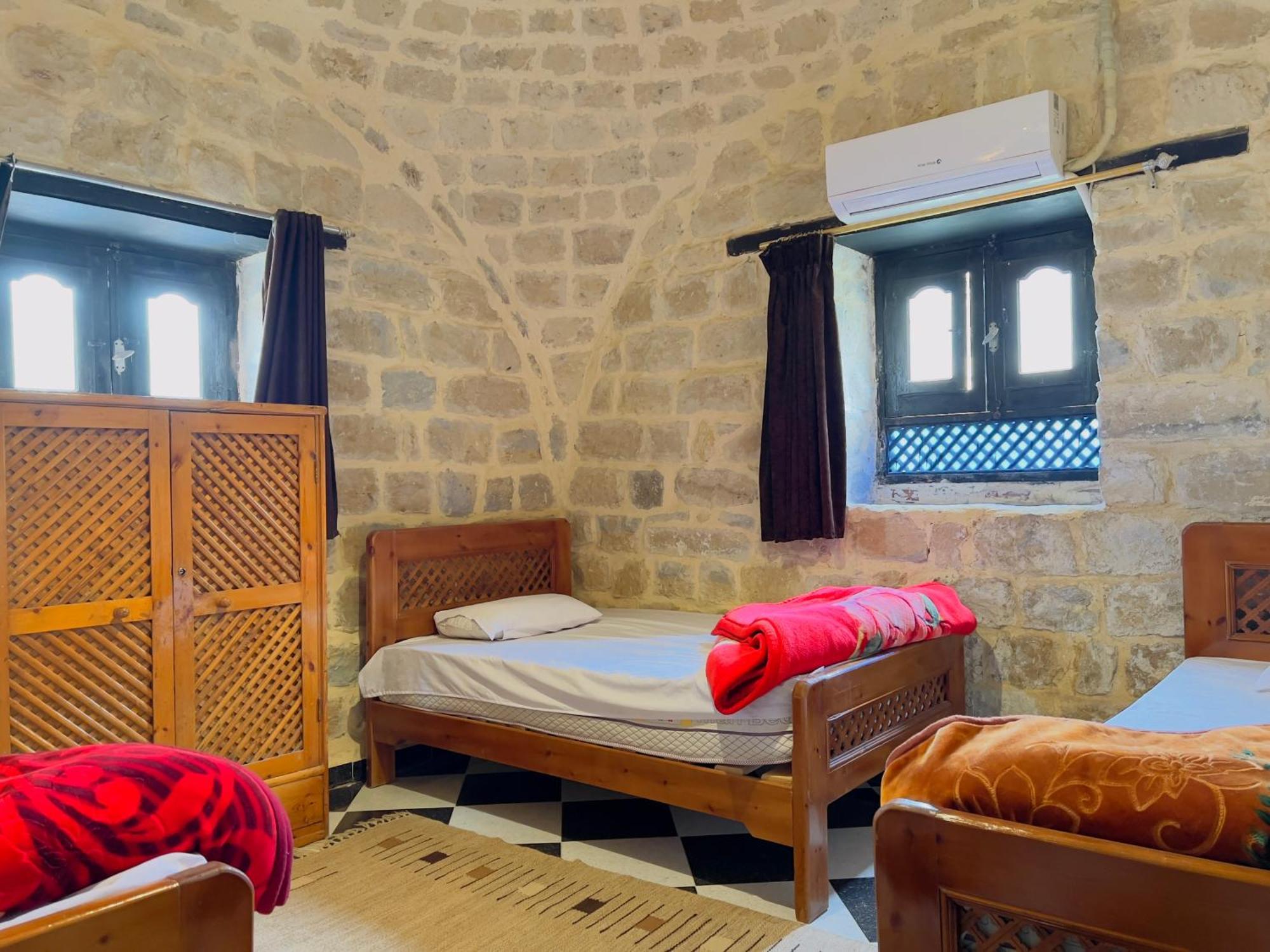 Zad Elmosafer Villa - Tunis Village Экстерьер фото